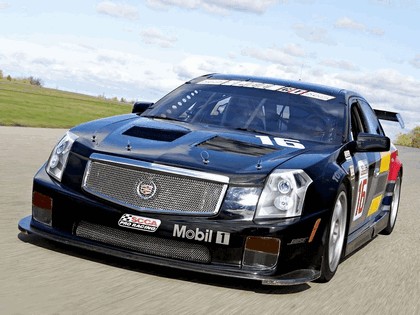 2004 Cadillac CTS-V race car 3