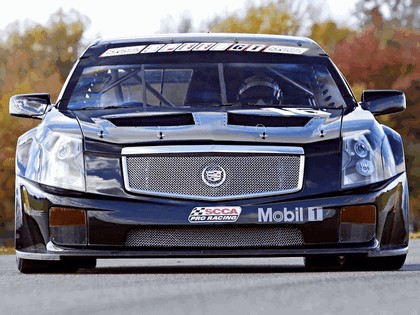 2004 Cadillac CTS-V race car 19