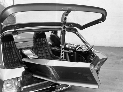 1967 Dodge Deora 26