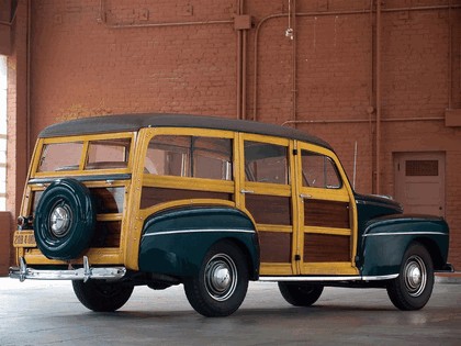 1947 Ford Super Deluxe station wagon 2