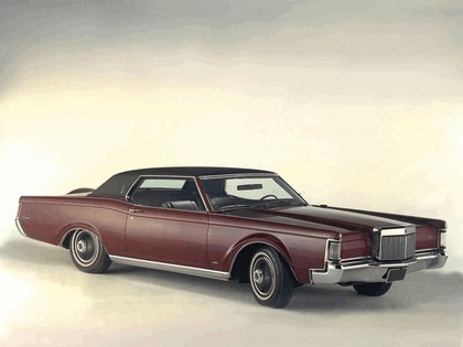 1968 Lincoln Continental Mark III 4