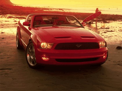 2004 Ford Mustang convertible concept 3