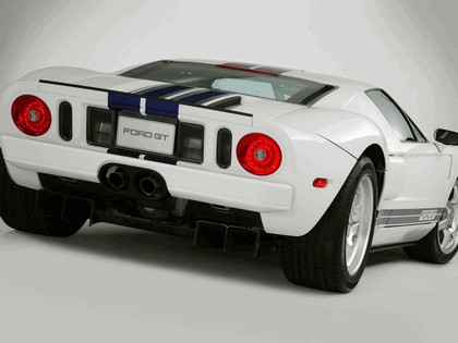 2004 Ford GT40 31