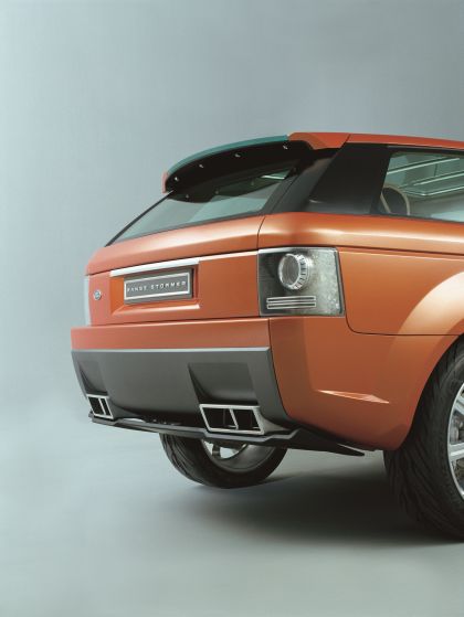 2004 Land Rover Range Stormer concept 10