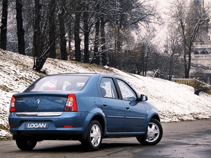 2009 Renault Logan 16