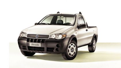 2004 Fiat Strada 1