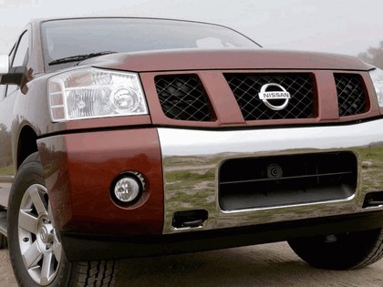 2004 Nissan Pathfinder Armada 10