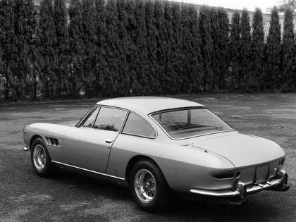 1965 Ferrari 330 GT 2+2 series II 11