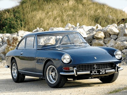 1965 Ferrari 330 GT 2+2 series II 14