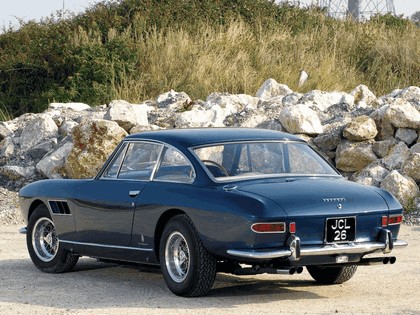1965 Ferrari 330 GT 2+2 series II 15