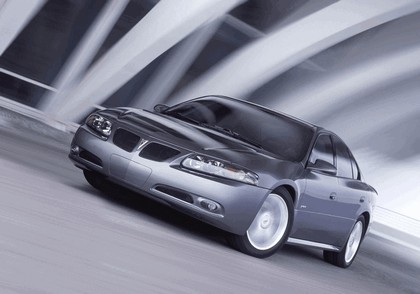 2004 Pontiac Bonneville GXP 1