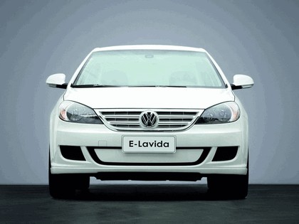 2010 Volkswagen E-Lavida concept 3