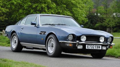 1972 Aston Martin V8 Saloon 9