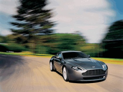 2005 Aston Martin V8 Vantage 30