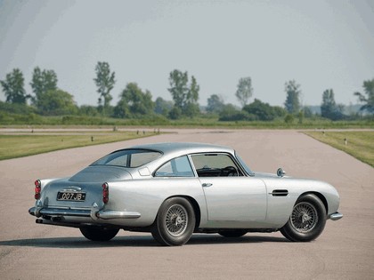 1964 Aston Martin DB5 - James Bond 6