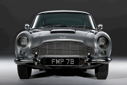 1964 Aston Martin DB5 - James Bond 32