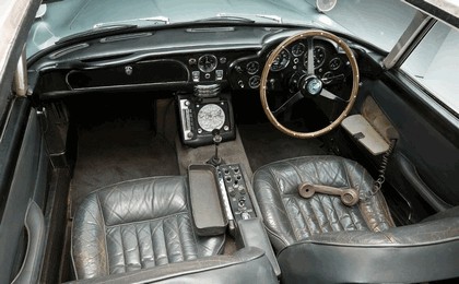 1964 Aston Martin DB5 - James Bond 40