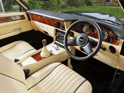 1977 Aston Martin V8 Vantage 10