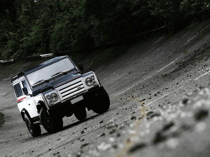 2010 Land Rover Defender by Aznom 5