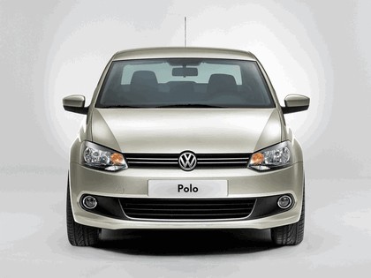 2010 Volkswagen Polo Sedan 16