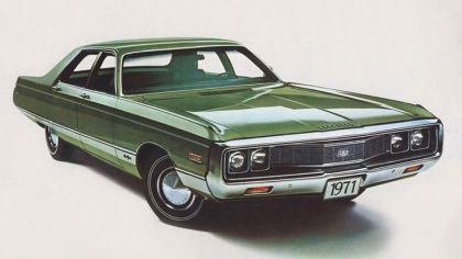 1971 Chrysler New Yorker 4-door sedan 9