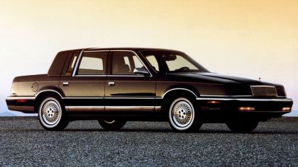 1992 Chrysler New Yorker 3
