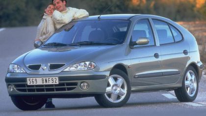 1999 Renault Megane 8