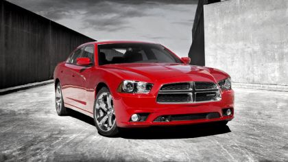 2011 Dodge Charger 2