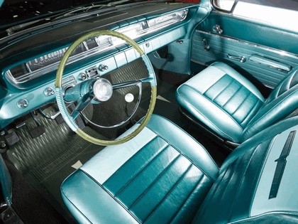 1961 Pontiac Ventura Super Duty 421 hardtop 3