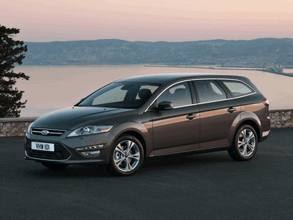 2010 Ford Mondeo station wagon 1
