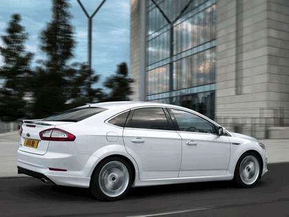 2010 Ford Mondeo Titanium-X hatchback 9