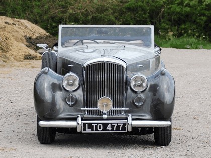 1949 Bentley mkVI Drophead coupé by Park Ward 5