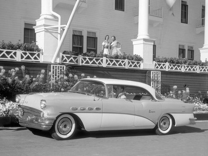 1956 Buick Super Riviera 2