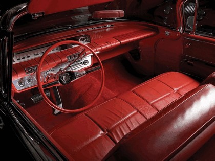 1960 Buick Electra 225 convertible 3