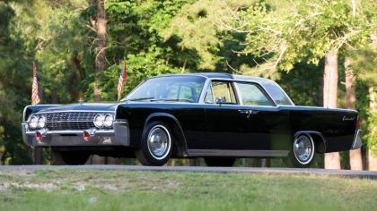 1962 Lincoln Continental Bubbletop Kennedy Limousine 8