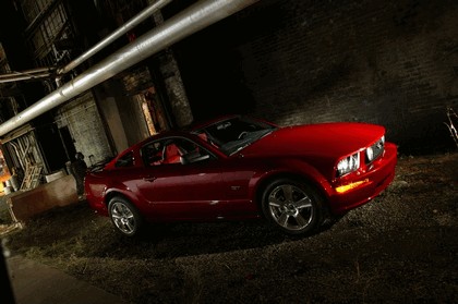 2005 Ford Mustang GT 15