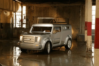 2005 Ford SYN concept 14