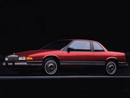 1988 Buick Regal coupé 2