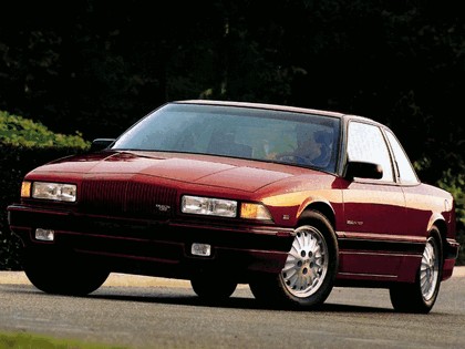 1990 Buick Regal Gran Sport coupé 1