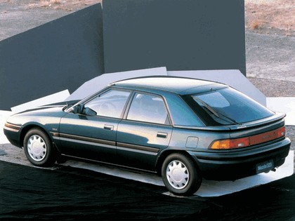 1989 Mazda 323 F ( BG ) 3