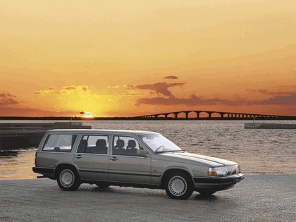 1988 Volvo 760 GLE Kombi 1