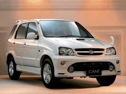 1999 Toyota Cami 1