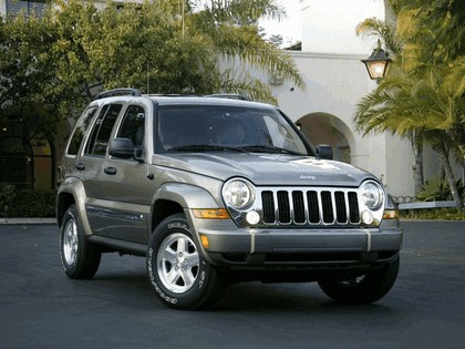 2005 Jeep Liberty 3