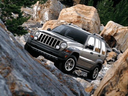 2005 Jeep Liberty 5