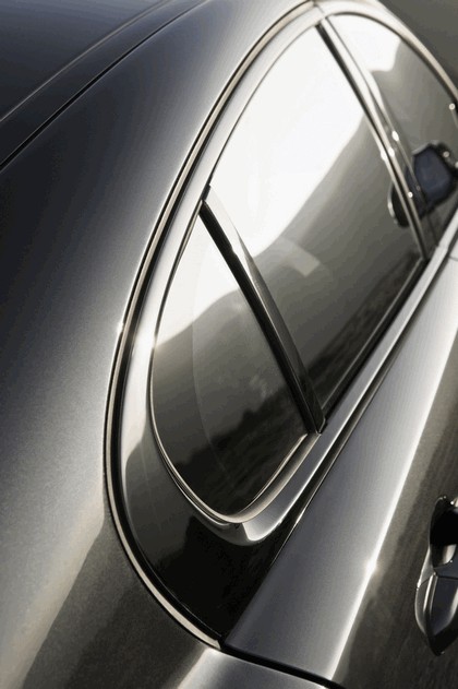 2010 Jaguar XF BlackPack - UK version 12