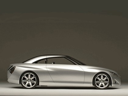 2005 Lexus LF-C concept 1