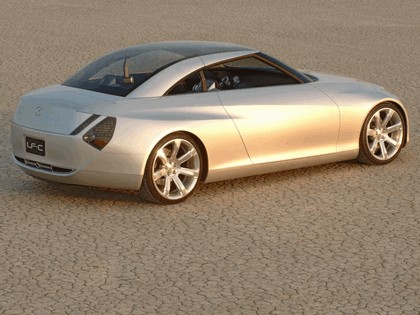 2005 Lexus LF-C concept 38