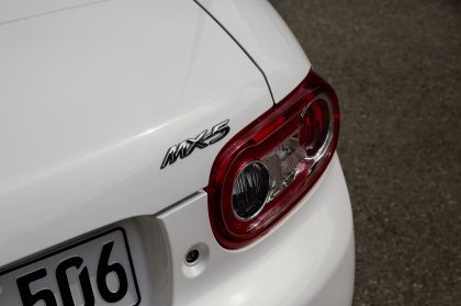 2005 Mazda MX-5 40