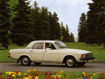 1982 Gaz 3102 Volga 2