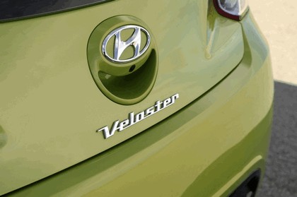 2011 Hyundai Veloster 11